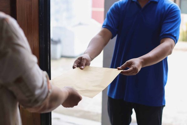Pourquoi choisir une enveloppe en plastique ?