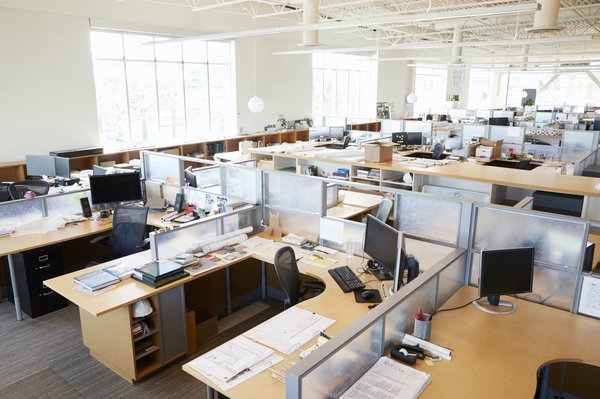 Comment choisir des cloisons ou murs mobiles pour vos bureaux : guide pratique